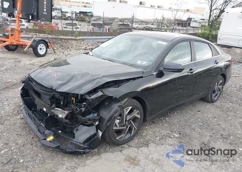 2025 Hyundai Elantra Sel Convenience z USA, uszkodzony, nr VIN KMHLS4DG5SU853801